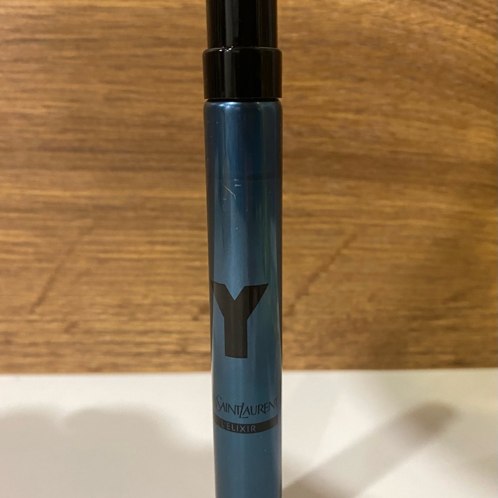 Yves Saint Laurent Blue Mascara